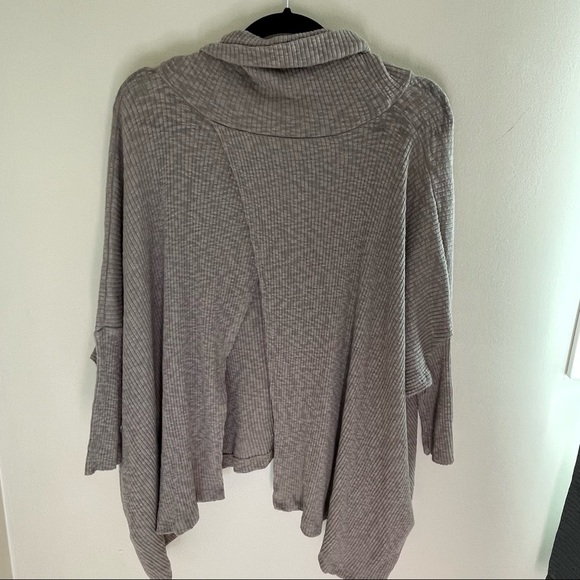 free People World Traveler Cowlneck Knit Sweater Size L - Picture 5 of 10